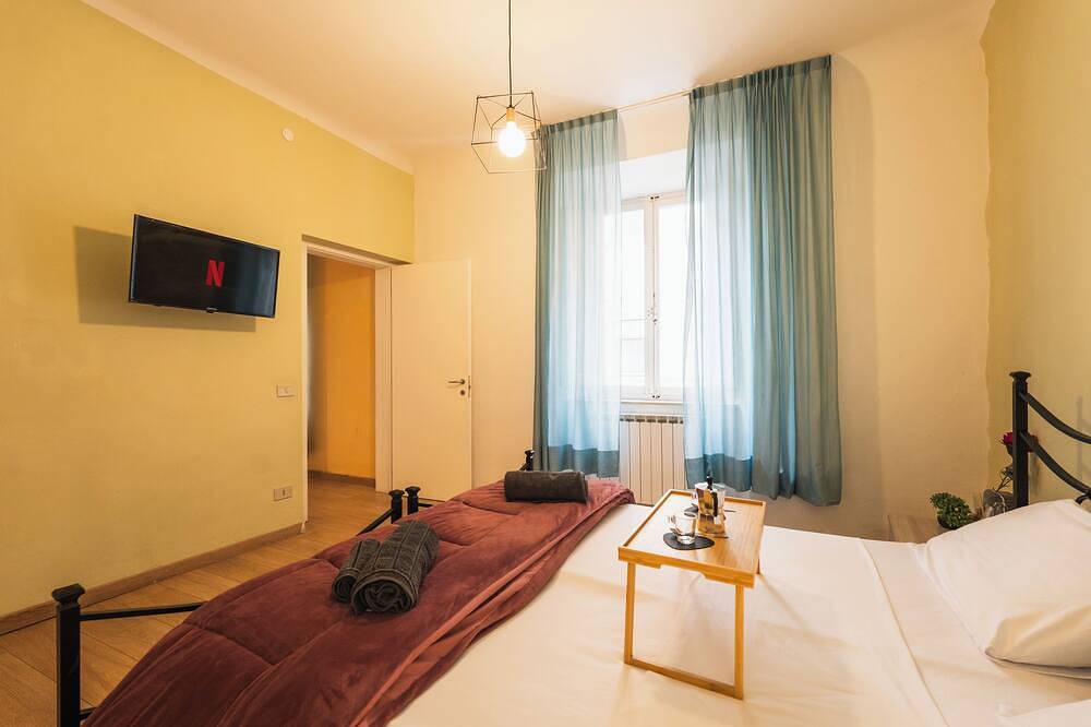 Ganze Wohnung, La Corte Segreta, a unique home in the heart of Urbino in Urbino, Valle del Metauro