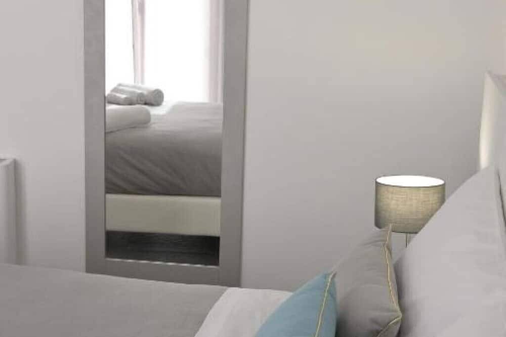 Da 'nfacci camera matrimoniale in Villagrazia di Carini, Carini