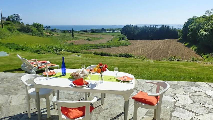 Location de vacances pour 7 personnes, avec jardin à Saint-Pol-de-Léon - 2