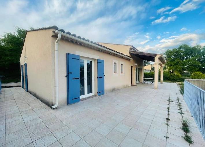 Location de vacances pour 7 personnes, avec vue et jardin à Cruis - 2