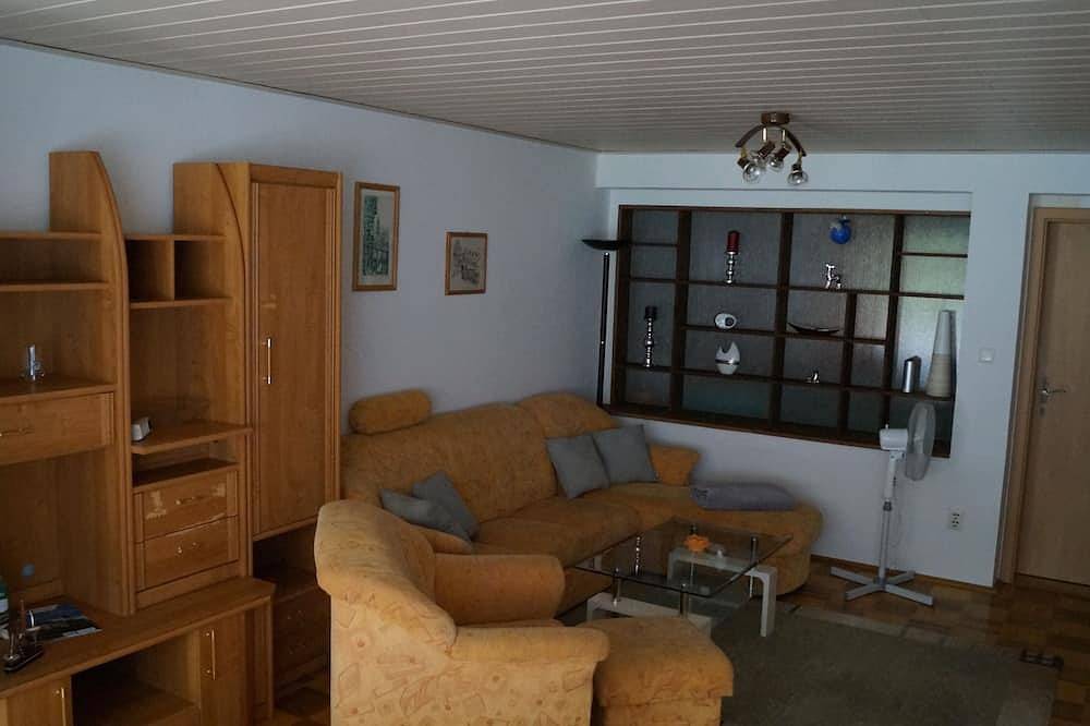 Ganze Wohnung, Ferienwohnung/App. für 3 Gäste mit 30m² in Greiz in Greiz, Region Greiz