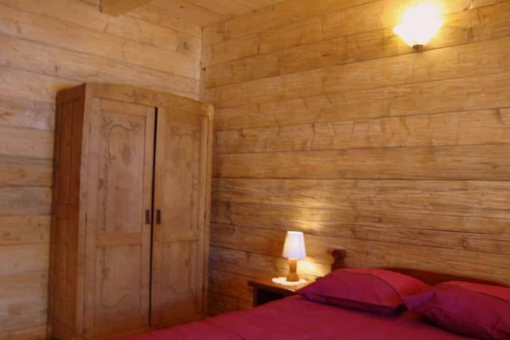 Ker Carlit, Atout France-Chalet-Vista a la Montana-Familiar-Baño para person... in Saint-Pierre-dels-Forcats, Parque Natural Regional de los Pirineos Catalanes
