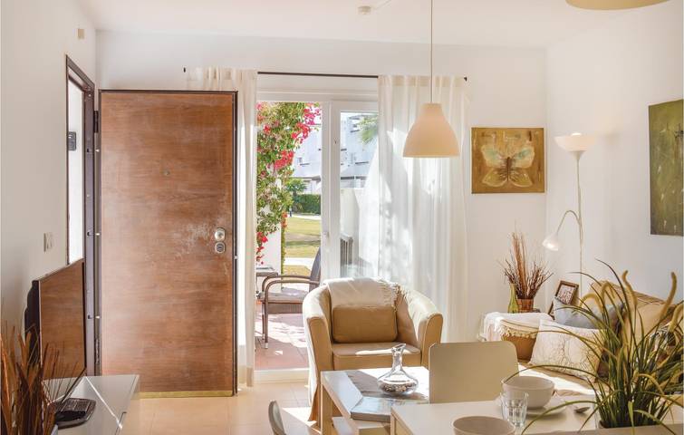 Apartamento vacacional entero, Oasis aislado con piscina y WiFi cerca del centro de la ciudad in Condado de Alhama, Alhama de Murcia