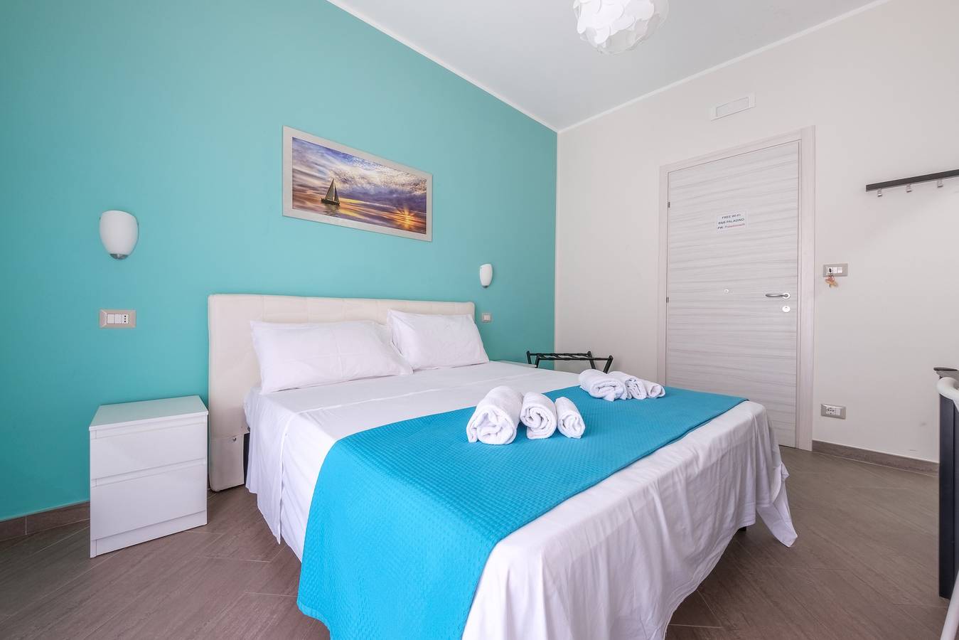 Room 'Catania' with Balcony, Wi-Fi and Air Conditioning in Giardini-Naxos, Messina Province