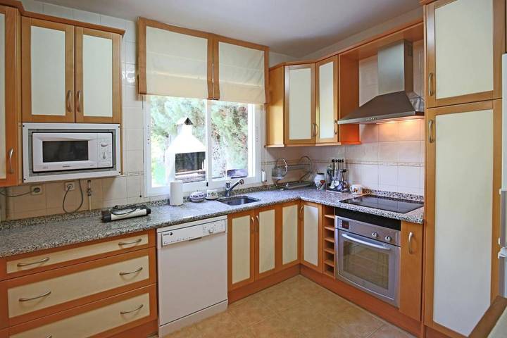 Casa rural para 10 personas, con jardín y piscina, Se admiten mascotas en La Alcarria - 4