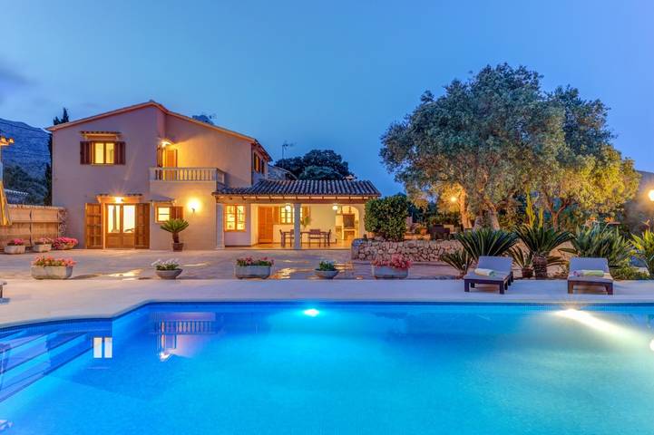 Villa "La Font Canaves" in einer ländlichen Gegend mit Pool in Pollença Stadt, Pollença