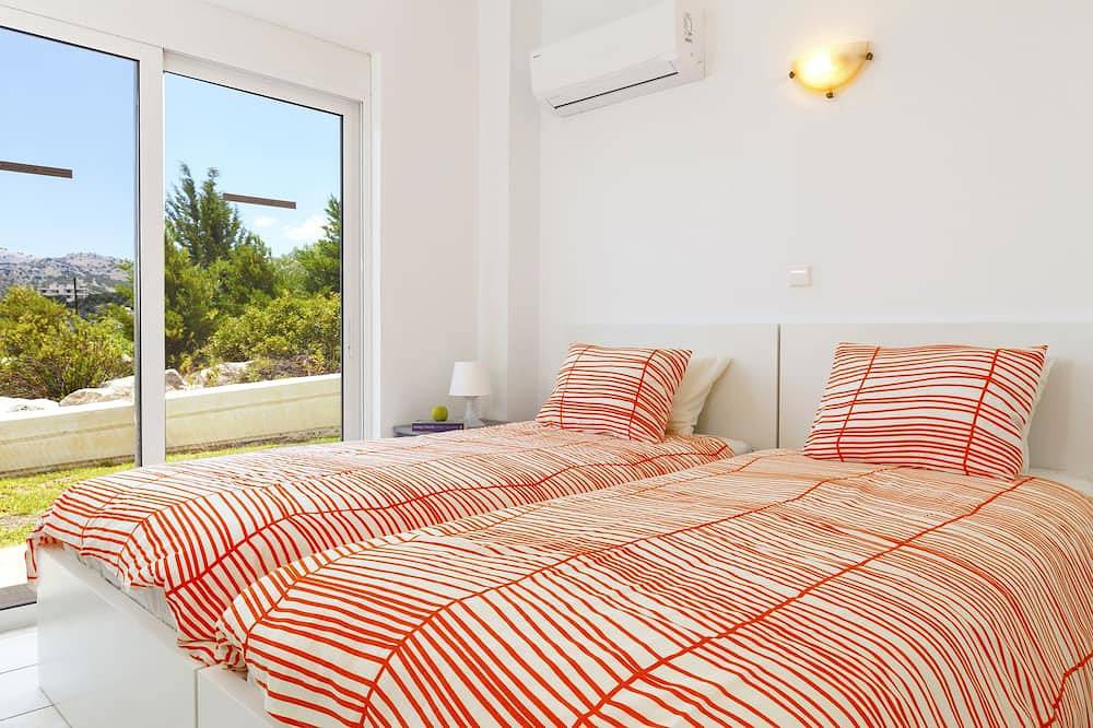 Villa Alexi in der Nähe von Lindos - Wi-Fi, privater Pool & Meerblick!r in Kalathos, Rhodos