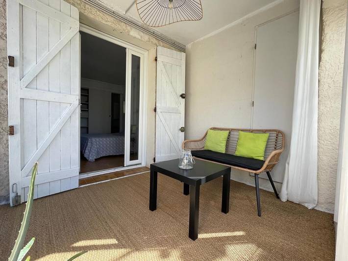 Gîte pour 2 personnes, avec terrasse et vue à Ensuès-la-Redonne - 3