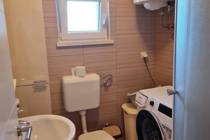 Ganze Wohnung, Apartments Memunić - Superior One Bedroom Apartment with Balcony and Sea View in Ston, Dubrovnik-Neretva