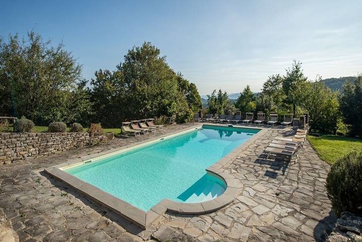 Casa vacanza per 18 persone, con Giardino e Piscina a San Giustino