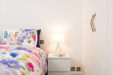 Barn for 5 Guests in Kensington and Chelsea, London, Picture 3