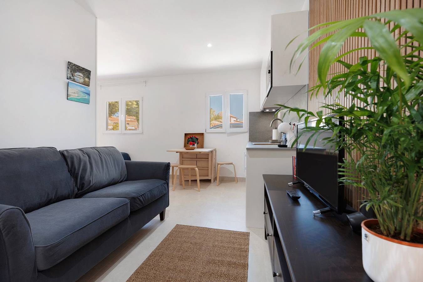 Appartamento intero, Vacanze 'La Lajita Beach Studio' con vista mare, Wi-Fi e aria condizionata in La Lajita, Pájara