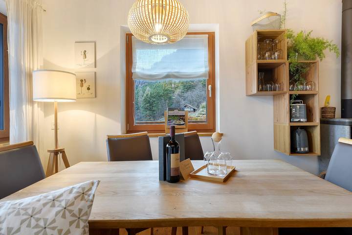 Apartamento inteiro, Apartamento 'Lisahitl' com piscina partilhada, terraço privado e Wi-Fi in Costa - Bozner Leitach, Renon