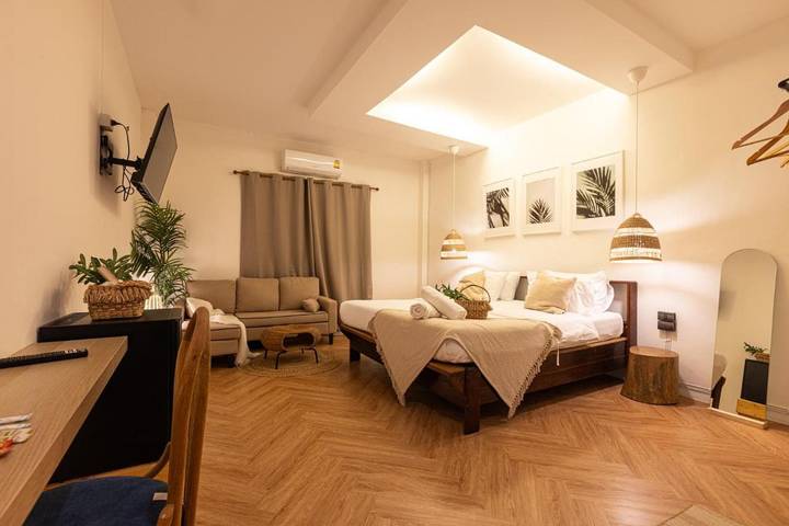 Bungalow für 2 Personen, mit Ausblick und Garten sowie Balkon in Hua Hin