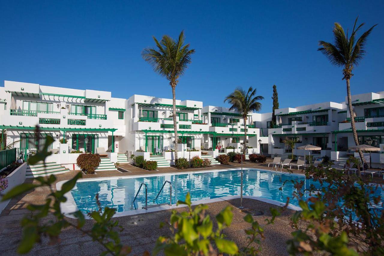 Nazaret Apartments in Playa Bastián, Teguise