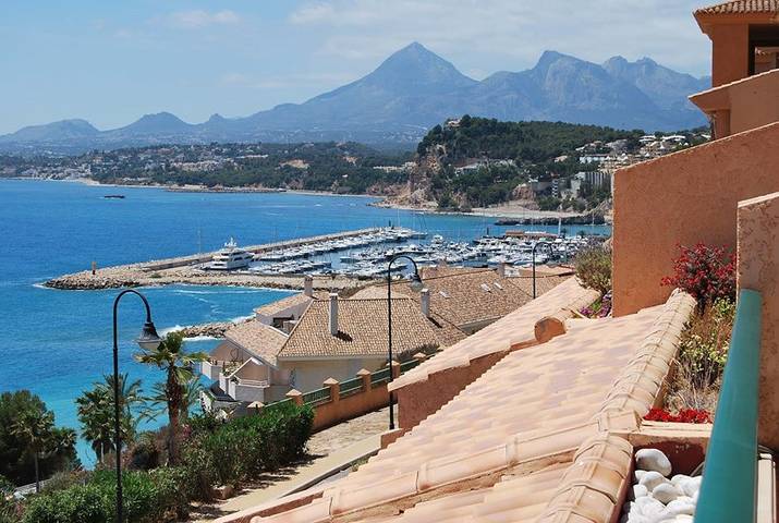 Gîte pour 4 personnes, avec piscine et vue sur l’océan, adapté aux familles à Altea - 3