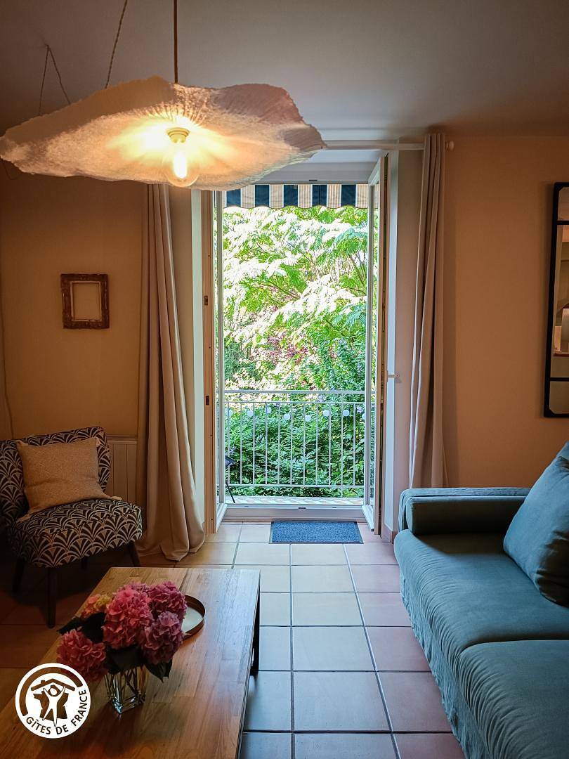 La Maison Rose in Saint-Céré, Lot