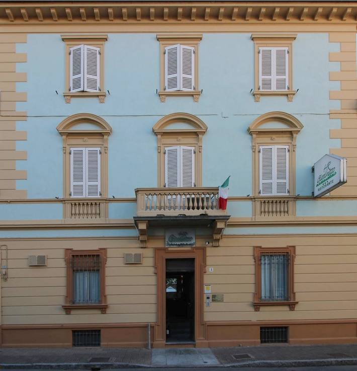 Appartamento per 2 persone, con Balcone e Terrazza nonché Giardino a Vercelli