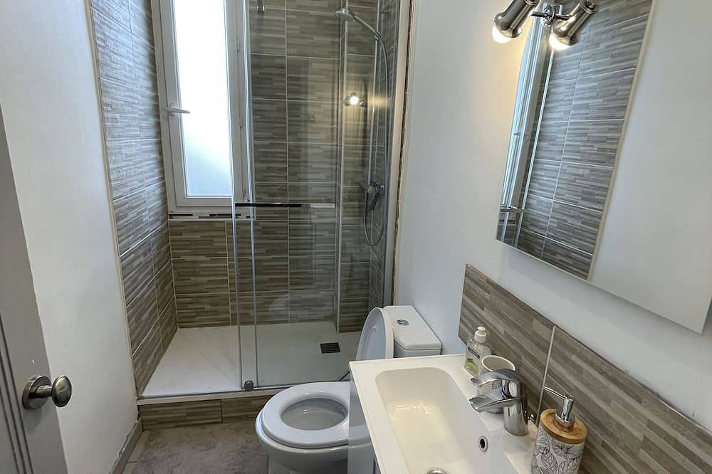 Ganze Wohnung, Cozy Appartement à 7 min de La Défense et à Proximité du Centre de Paris in Courbevoie, Hauts-de-Seine