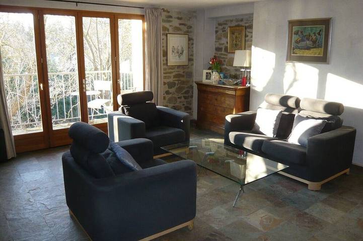 Gîte pour 2 personnes, avec jardin et piscine à Taurize