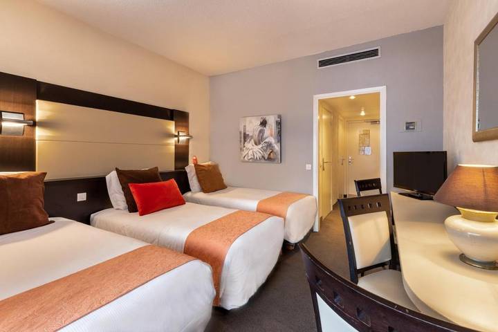 Hôtel pour 2 personnes, avec balcon dans Plage de l'Esplanade-des-Goëlands - 4