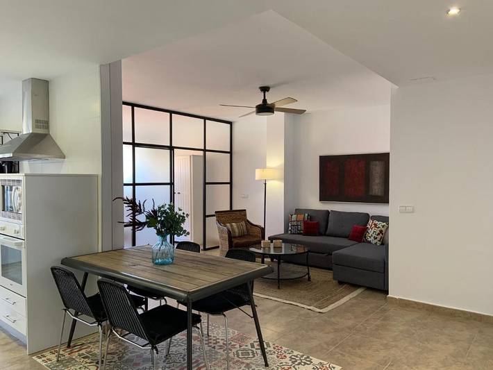Apartamento de vacaciones para 4 personas, con vistas y balcón - 1