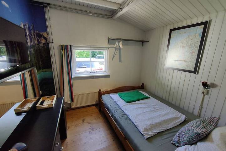 Paloma Chalet with Sauna - Relaxing Nature Escape by Lauwersmeer Park in Oostmahorn, Dongeradeel