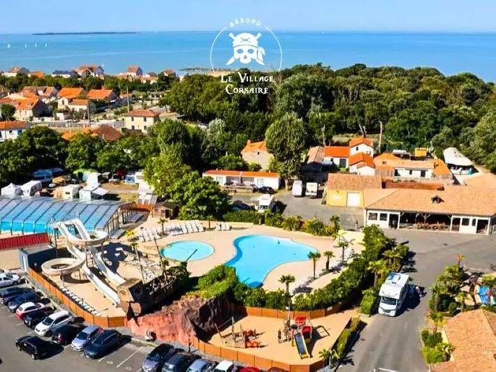 Mobil Home Aqua 3 Zimmer 4/6 Personen Halb überdachte Terrasse in Châtelaillon-Plage, La Rochelle und Umgebung
