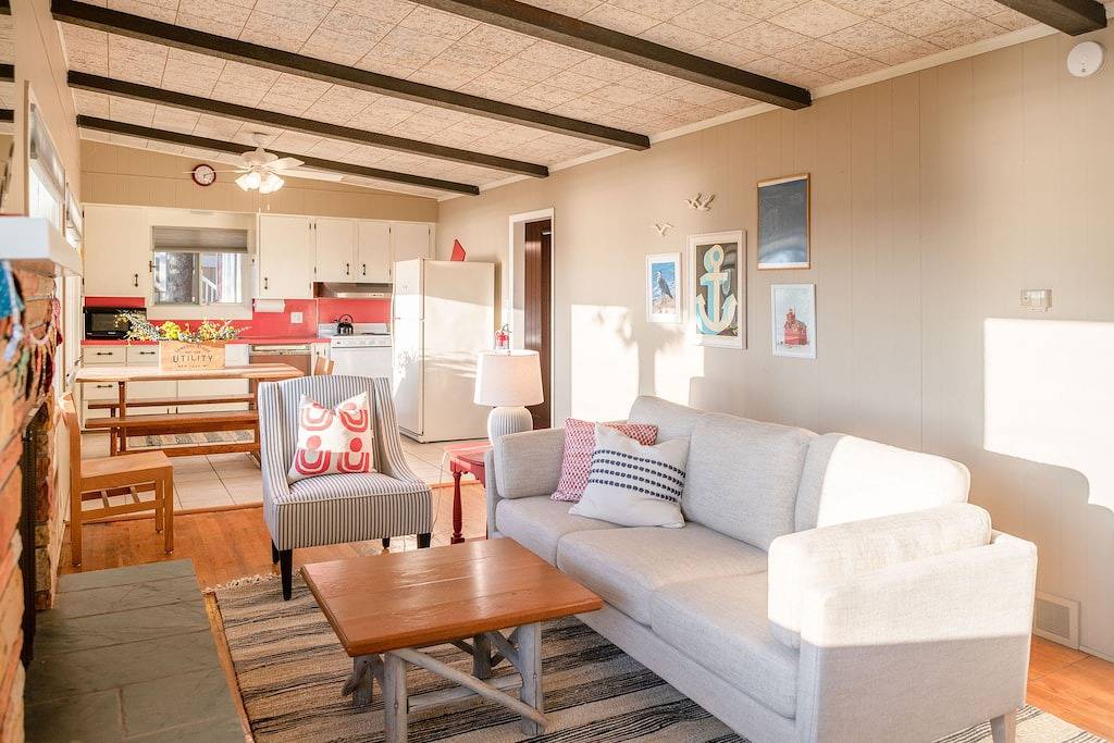 Low-bluff cottage with private Lake Michigan beach in Macatawa, Allegan County