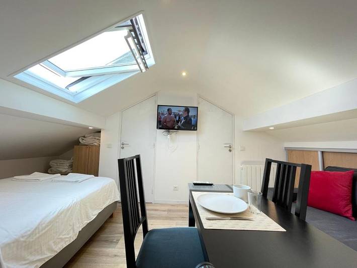 Gîte pour 2 personnes, avec terrasse à Jouy-en-Josas
