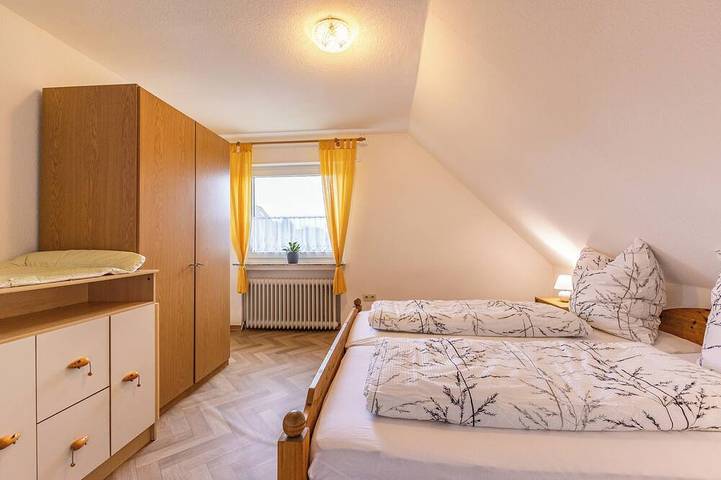 Ferienwohnung für 3 Personen in Pewsum - 2