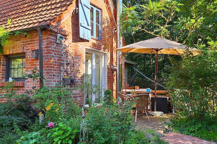 Ferienhaus für 2 Personen, mit Garten und Sauna sowie Terrasse, mit Haustier - 1