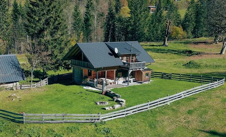Three-Bedroom Villa in Rohrmoos, Schladming-Dachstein