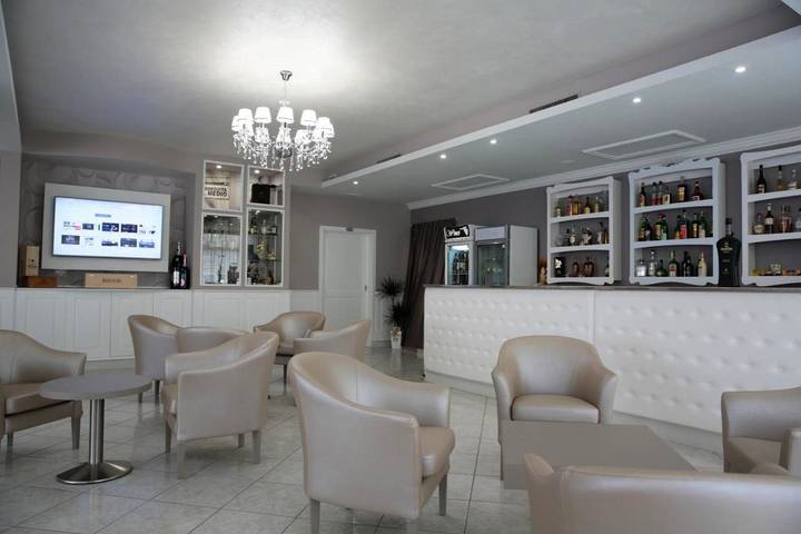 Hôtel pour 2 personnes, avec Balcon et Jardin à San Giovanni Rotondo - 2