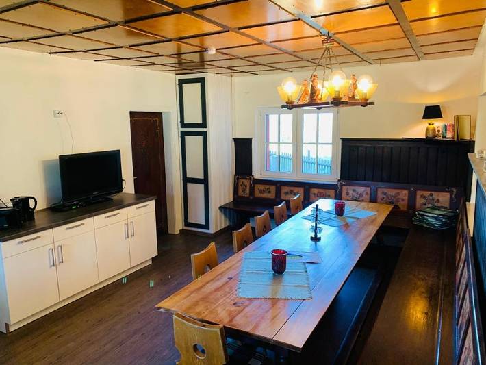 Ferienhaus für 12 Personen, mit Terrasse und Garten sowie Ausblick in Neuhaus am Rennweg - 2