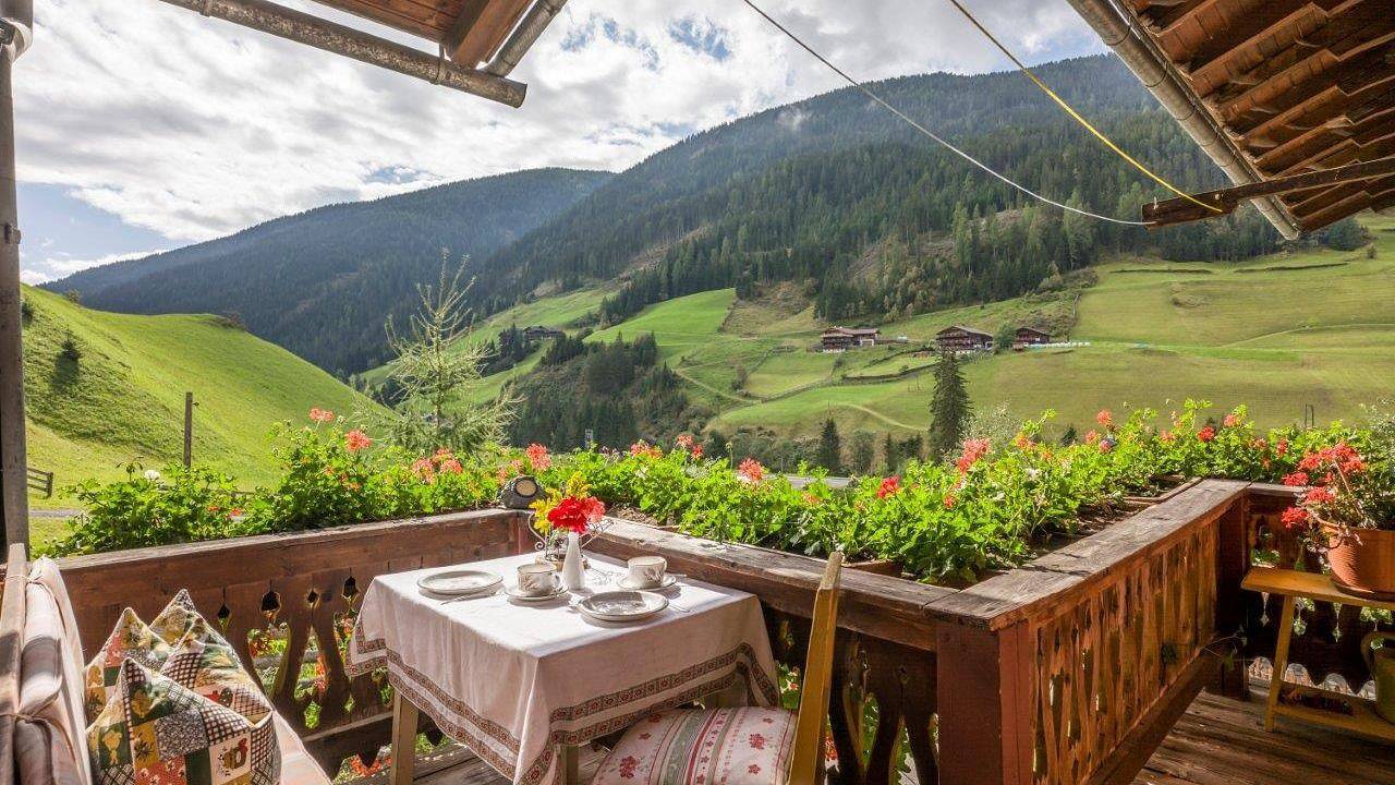 Geheel vakantieappartement, Vakantieappartement voor 2 personen met tuin in Innervillgraten, Oost-Tirol