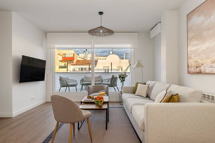 Apartamento para 10 personas, con terraza en Chamberí (Madrid)