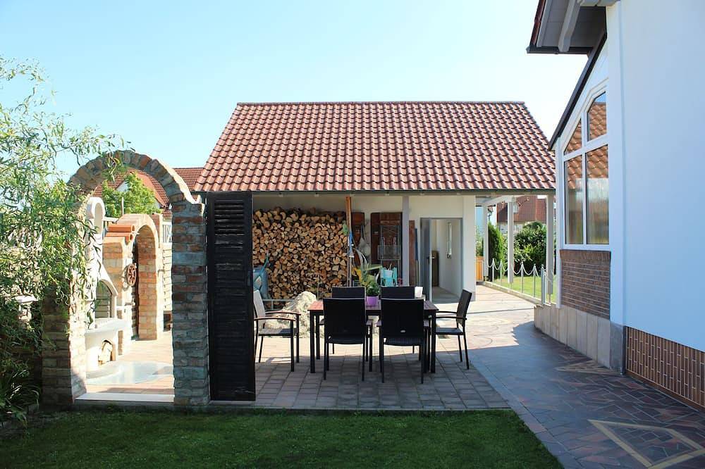 Haus mit Wintergarten, Sauna und Freisitz in Burgheim, Romantische Straße