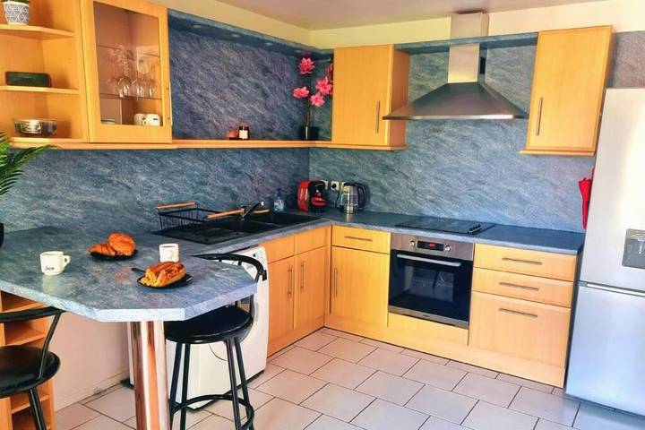 Holiday apartment for 5 people, with balcony - 1