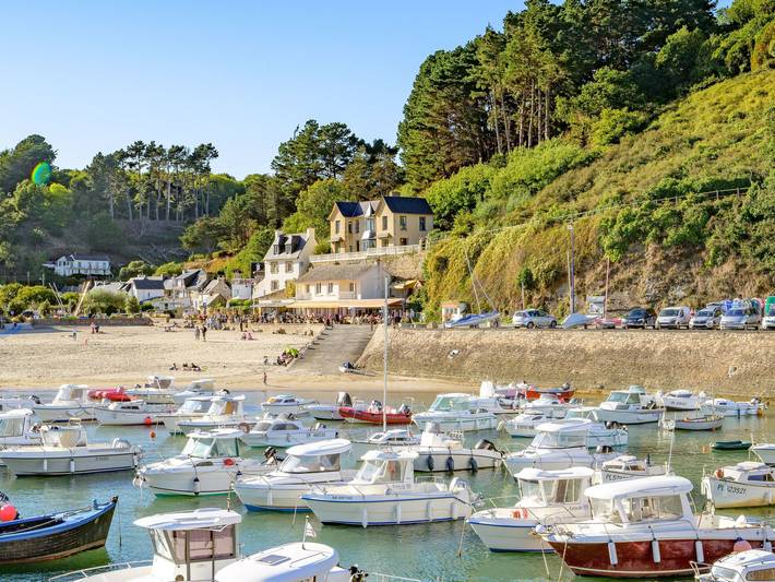 Location de vacances pour 8 personnes, avec Terrasse et Jardin dans Plage de Bréhec