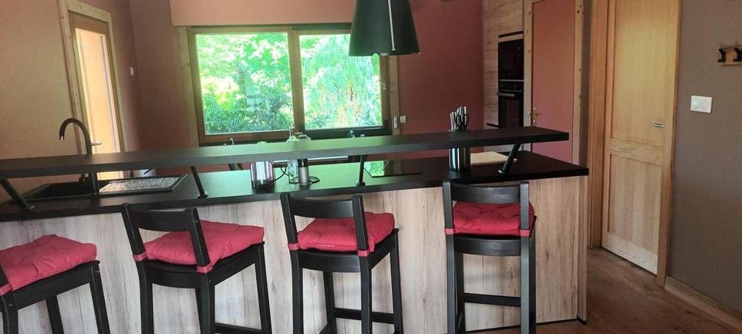 Gîte pour 4 personnes, avec terrasse à La Celle-sous-Gouzon - 4