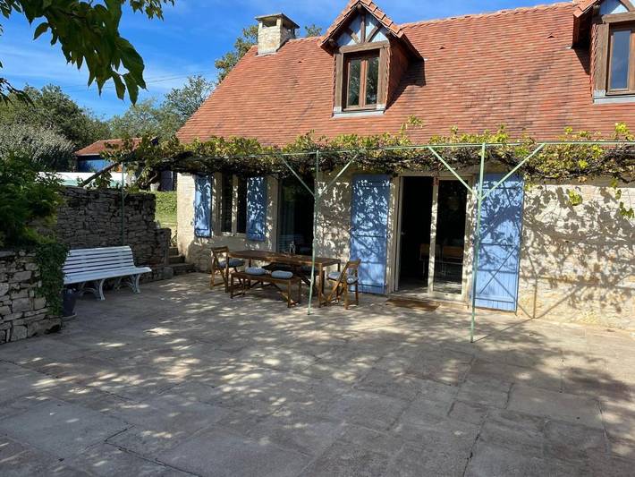 Location de vacances pour 9 personnes, avec Terrasse ainsi que Jardin et Piscine à Cressensac