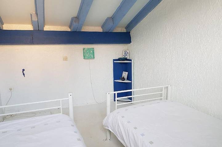 Casa con vistas al mar a 80 metros de la playa, para 6 personas. in Sant Ambroggio, Lumio