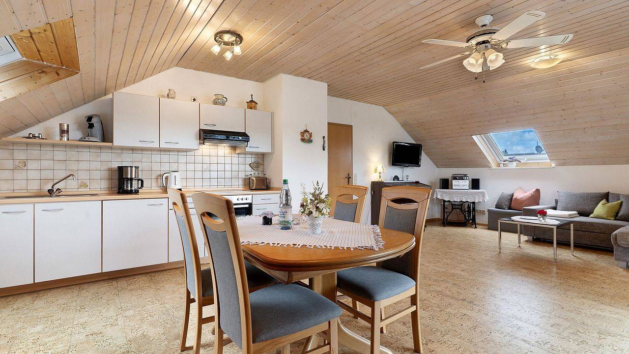 Ganze Ferienwohnung, Ferienwohnung für 4 Personen (58 m²) in Sasbach am Kaiserstuhl in Sasbach am Kaiserstuhl, Kaiserstuhl