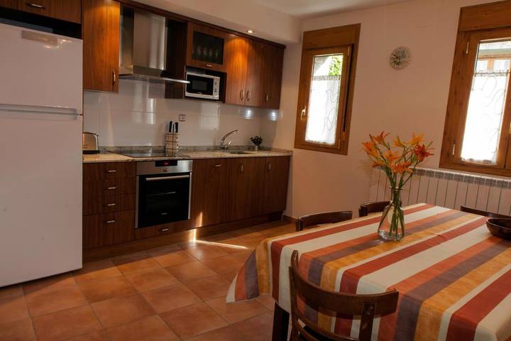 Casa rural para 6 personas, con terraza y vistas en Aínsa - 3