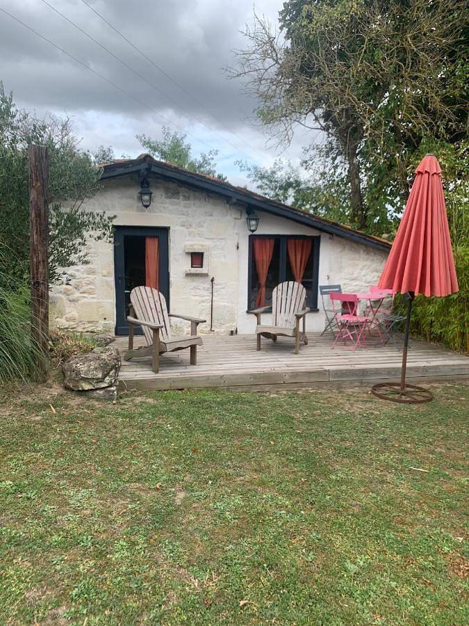 Maison d’hôte pour 2 personnes, avec jardin et terrasse à Saint-Savinien
