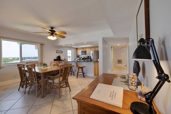 Vacation rental for 8 people, with hot tub and pool in Indian Shores