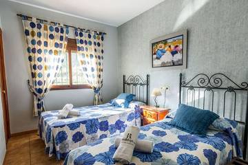 Casa Rural para 15 Personas en Casabermeja, Provincia de Málaga, Foto 3