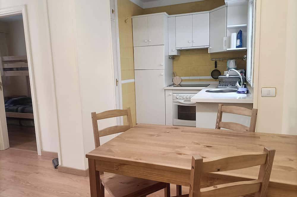 Entire apartment, Walk 2 minutes to the Ocean in Las Galletas, Arona