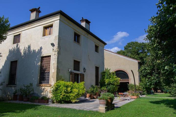 Bed and breakfast per 4 persone, con panorama e giardino - 1